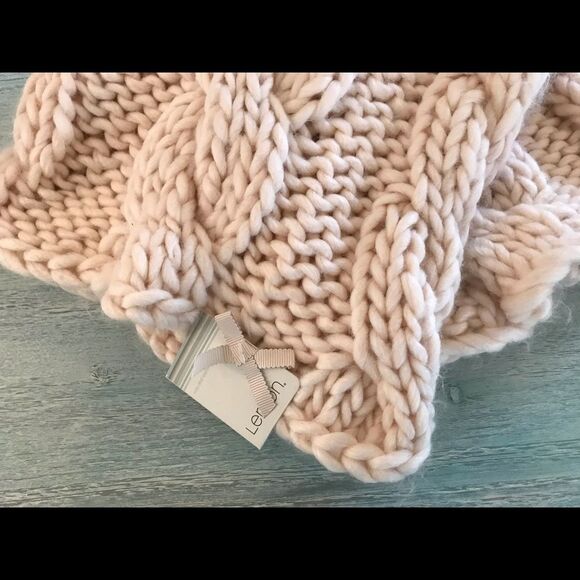 Lemon Beige Cable Knit Tube Scarf NWT - Picture 3 of 6